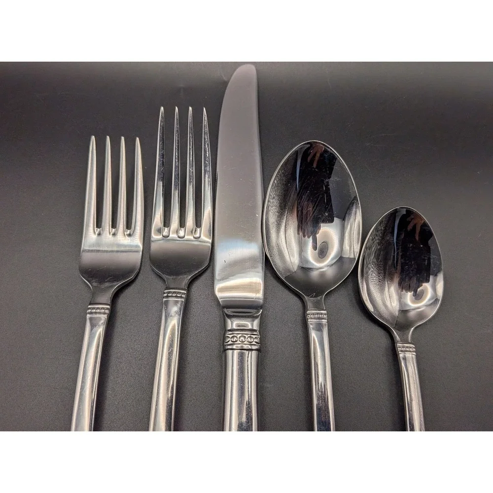 Towle Classique Bead 18/10 Stainless Steel 5 Piece Flatware Place Setting